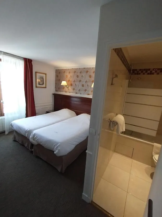 Touring Opera Hotell 3*