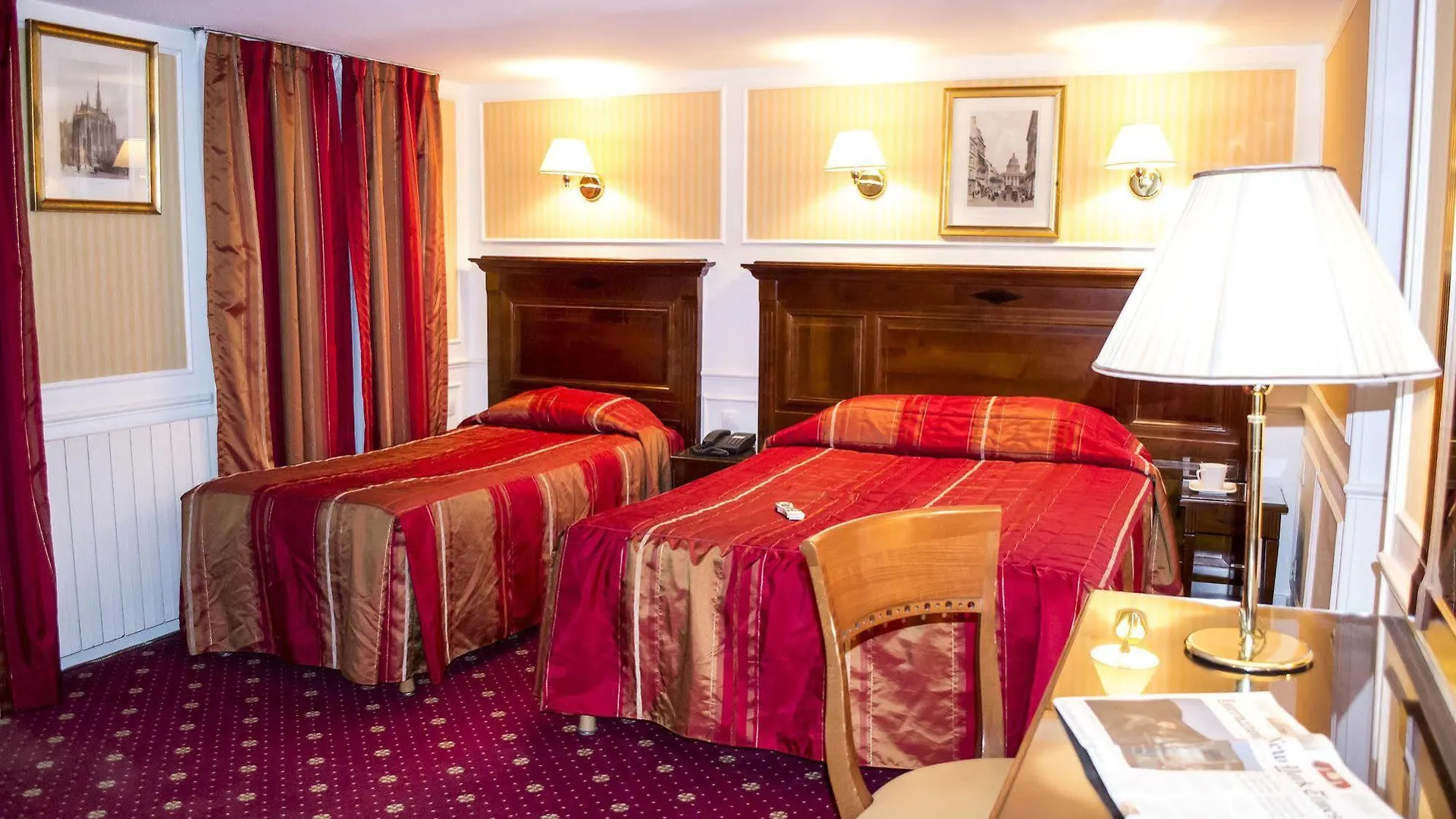 Otel Touring Opera 3*