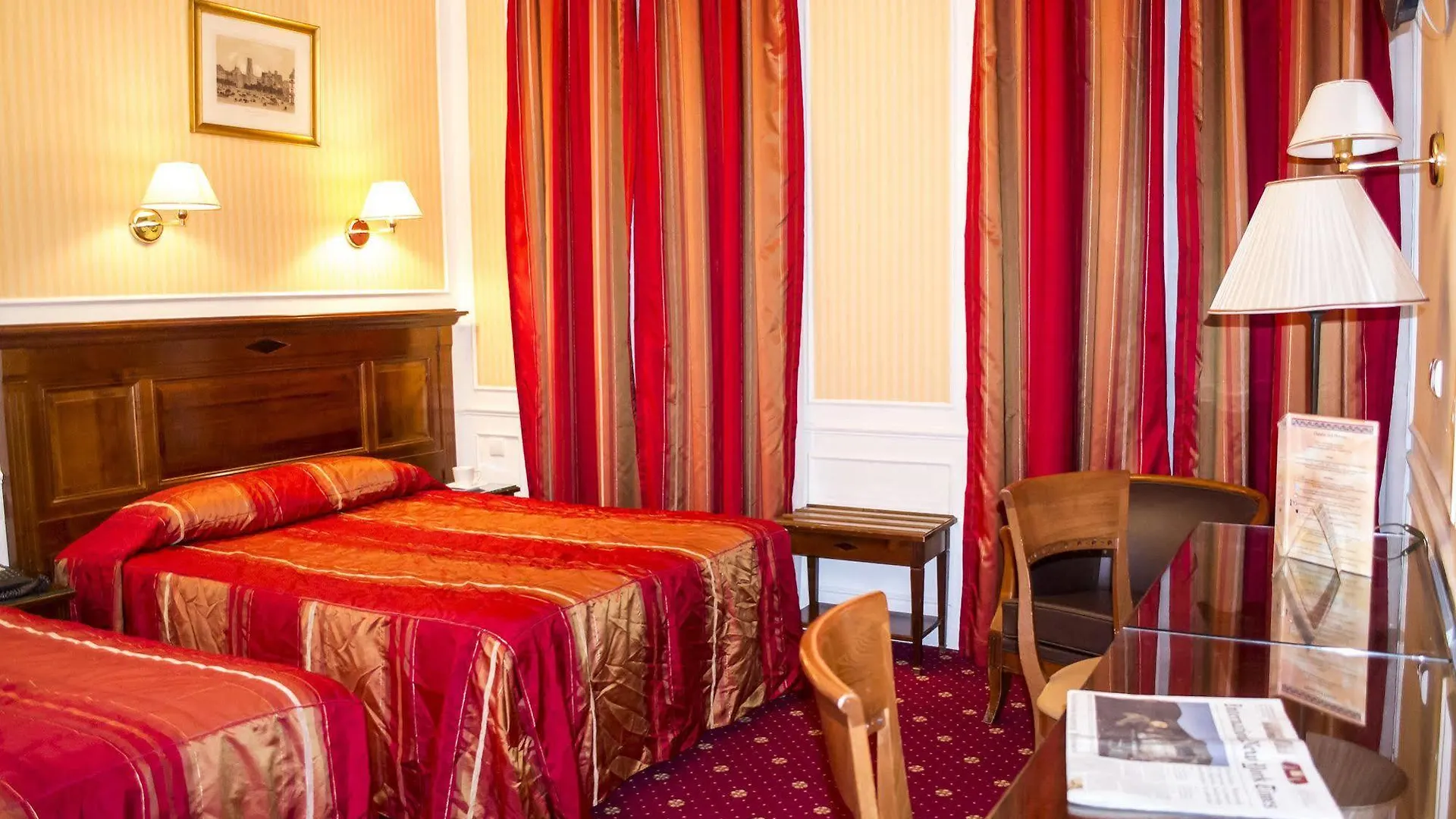 Hotel Touring Opera