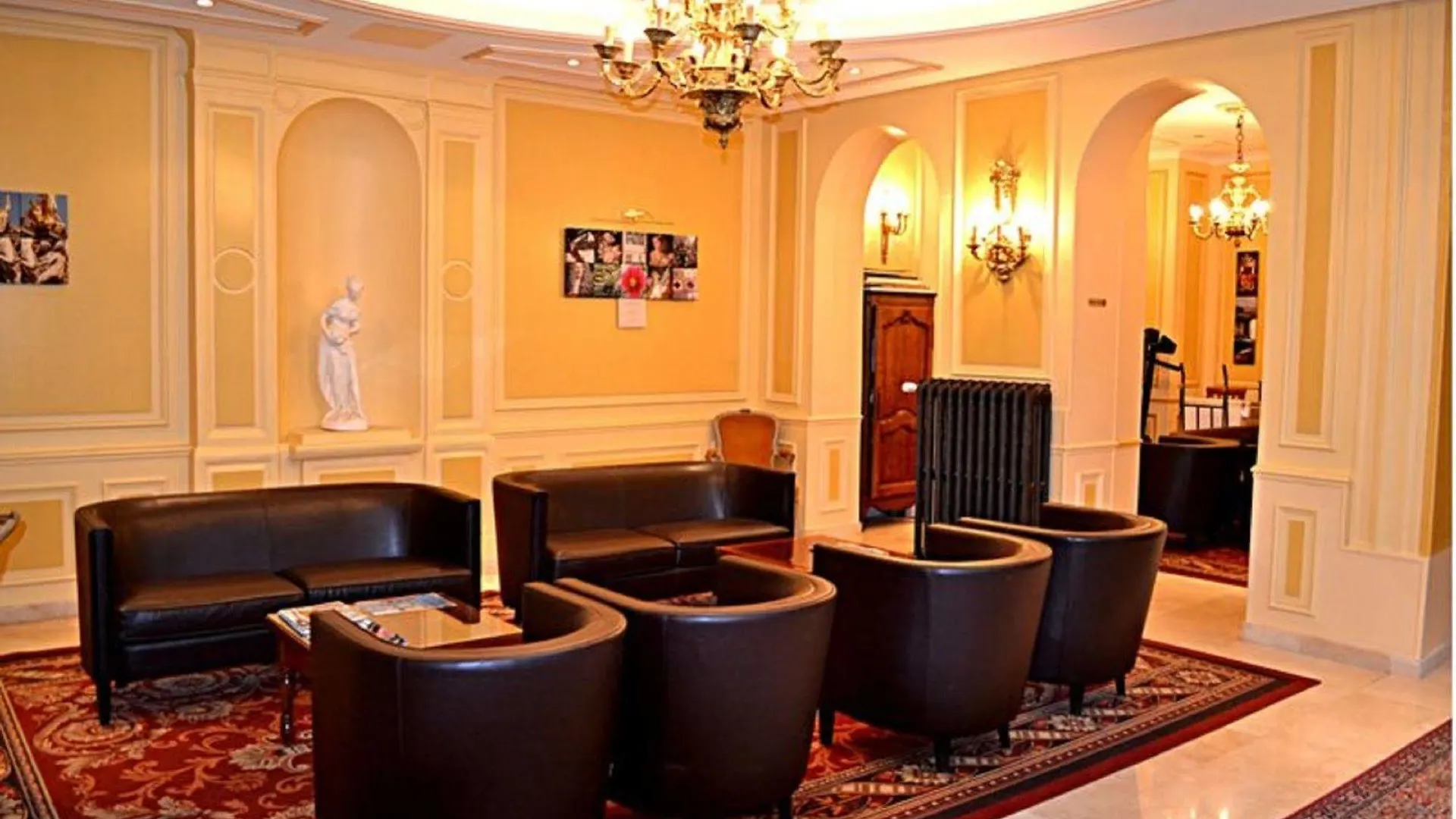 Touring Opera Paris